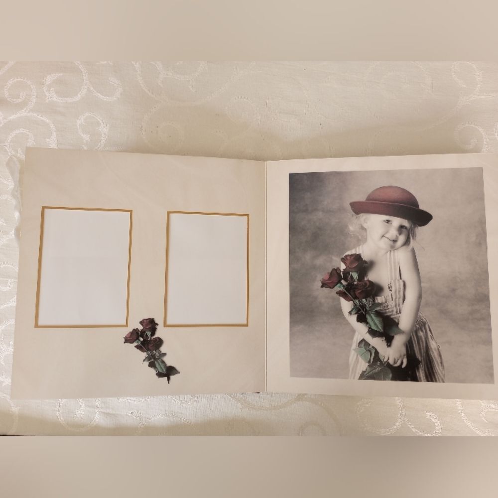 Anne Geddes Wedding Album - Picture 7 of 13